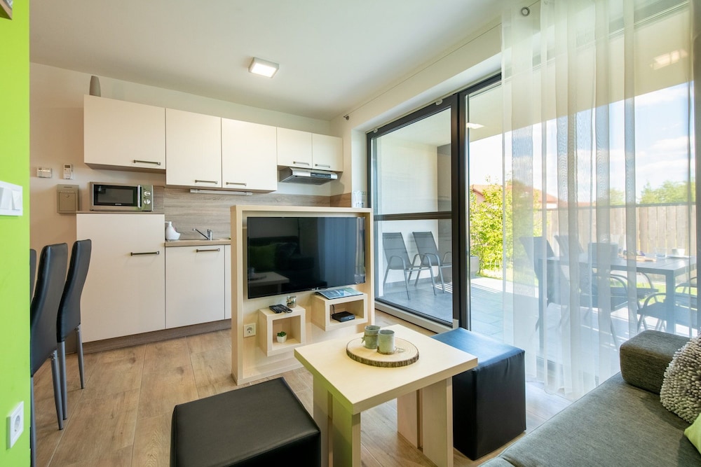 Apartments Banonia - Summer Breeze view 4