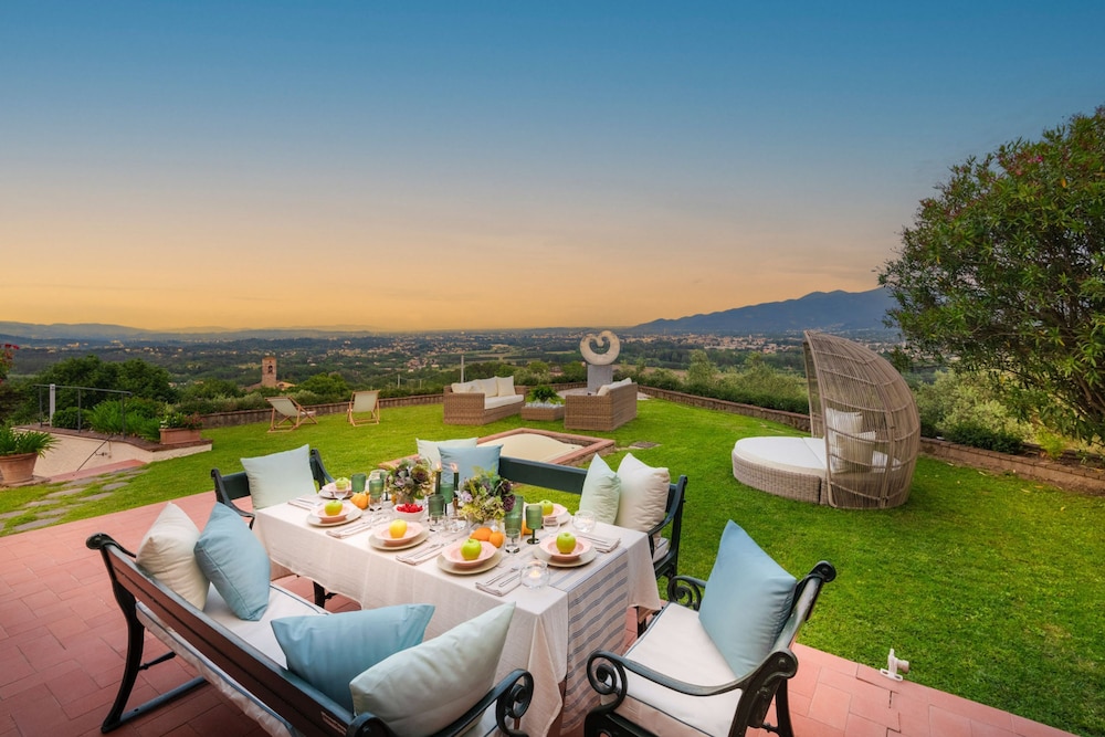 Villa Lontana in Lucca