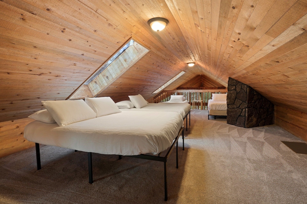 Poplar 35 5 Bedroom Home