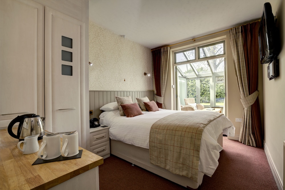 Stone House Hotel