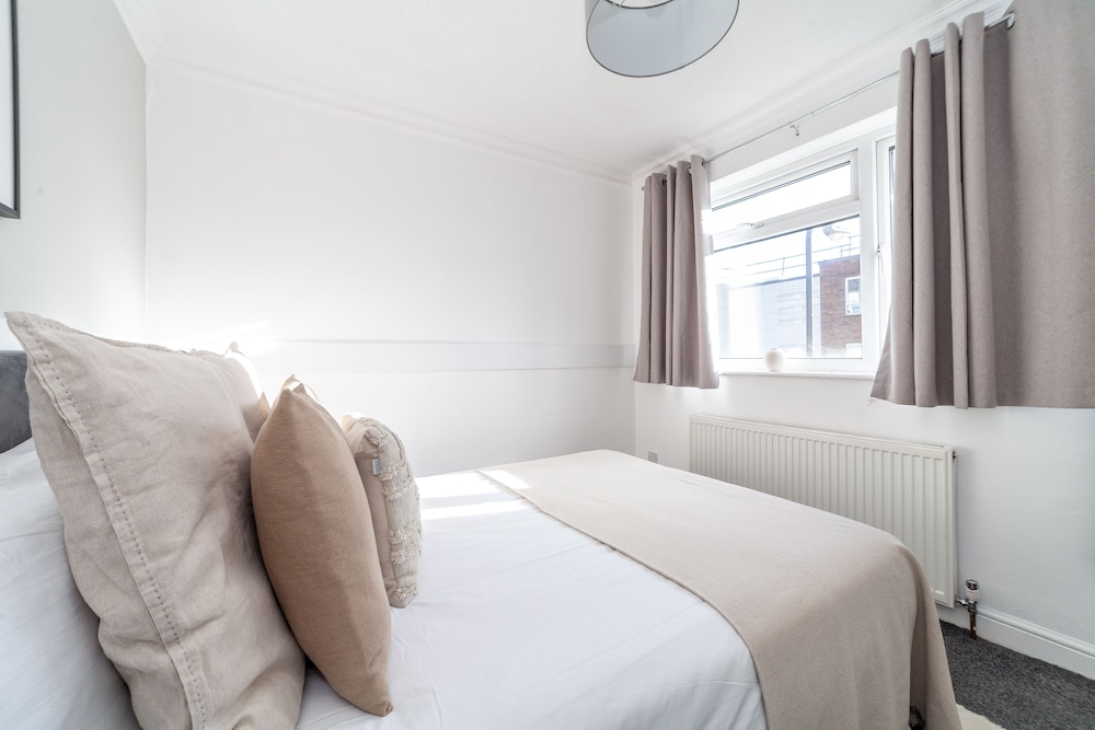 Modern Apartment in Walthamstow