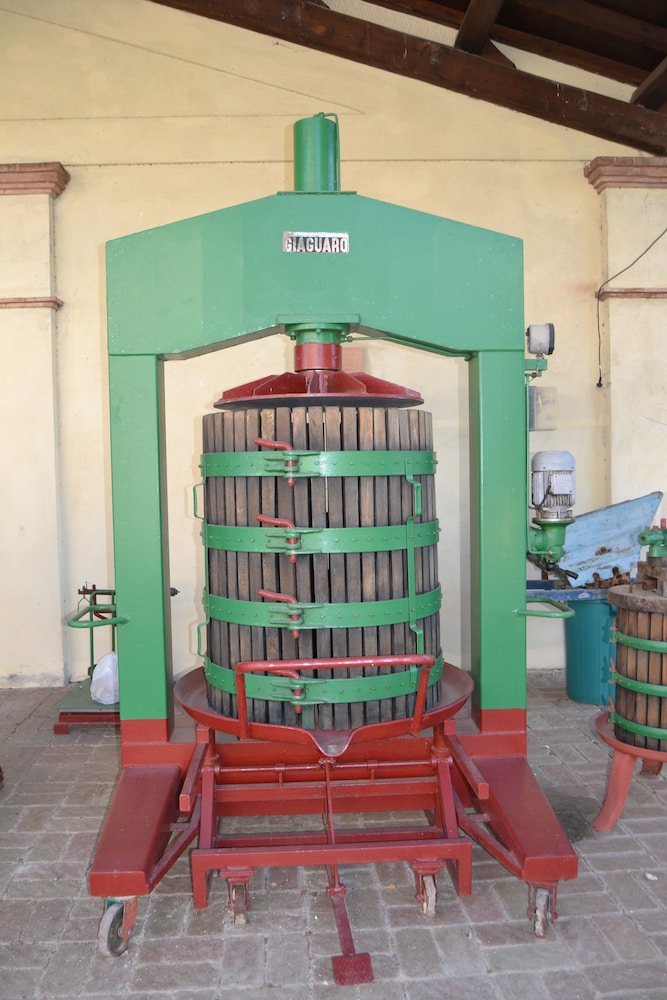Tenuta Pizzogallo view 2