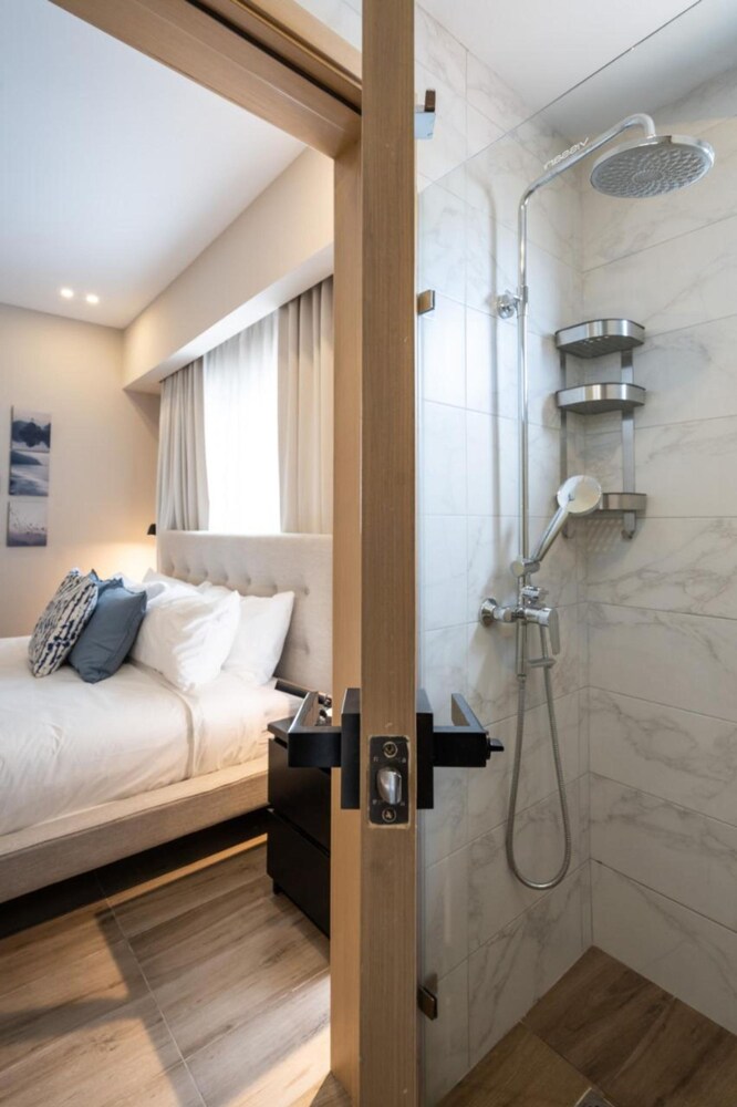 Breakfast Included - 2 Bedrooms - RL1 707