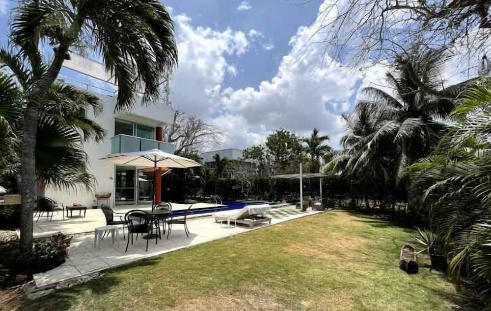 NOK Luxury 4BR Pool Villa in Manzanillo Cartagena