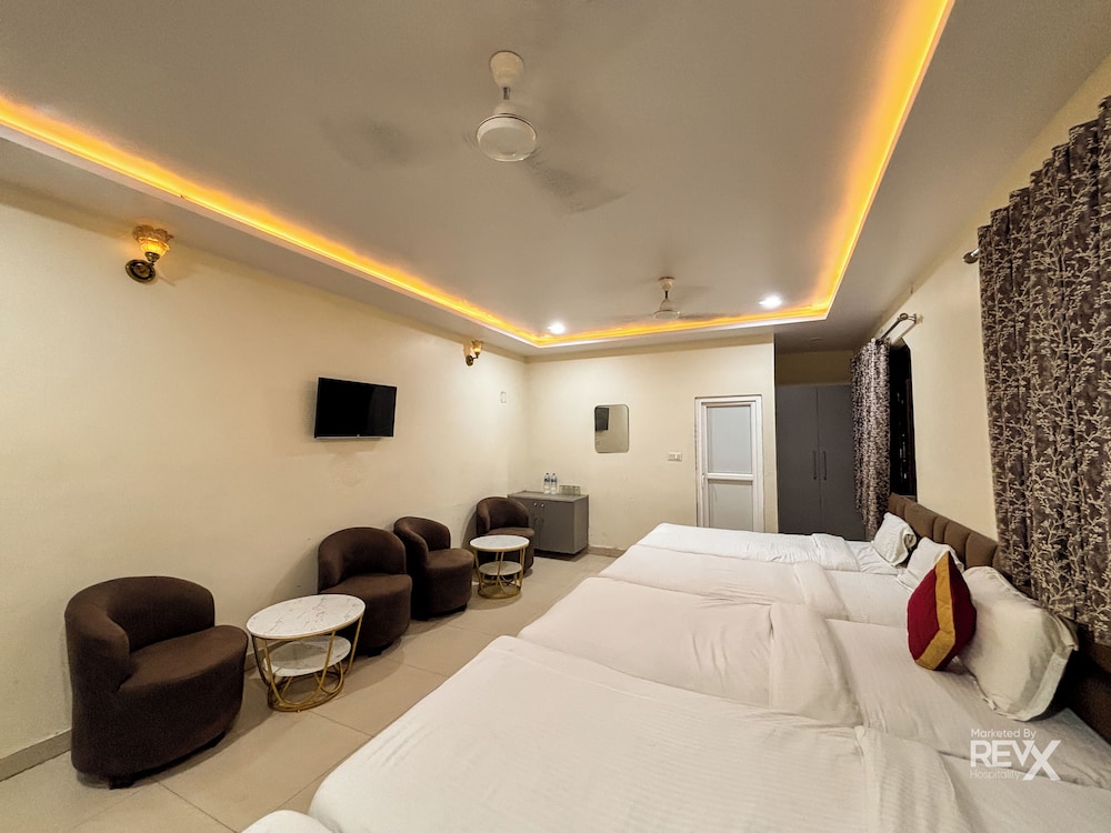 Hotel Diamond Palace