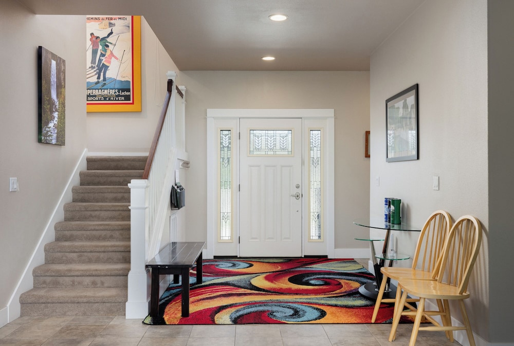 6BR 5 King Beds EV 10min Downtown