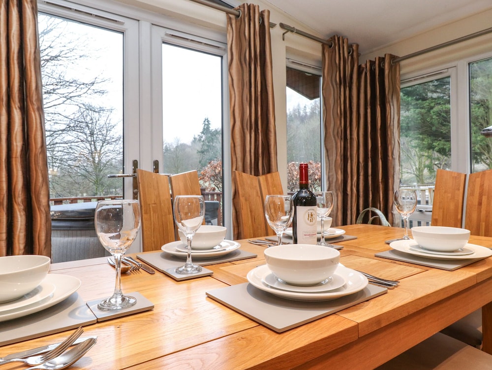Wainwright Lodge