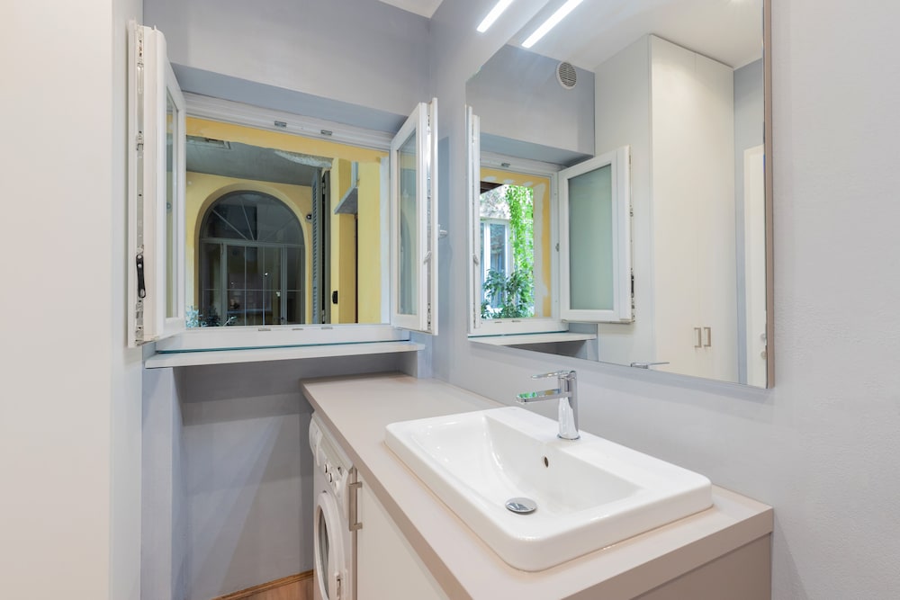 Milan Retreats Duomo Suites