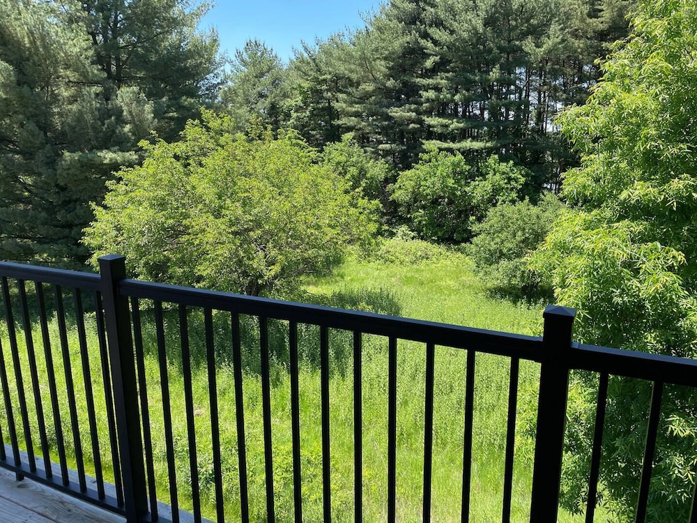 Modern King Loft Parking W D Wifi Pool