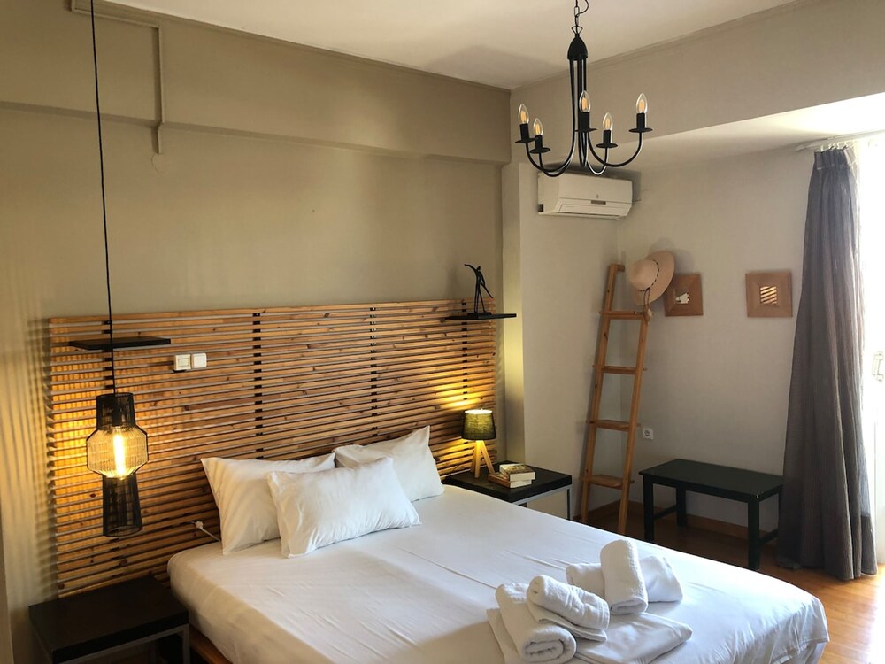 Erieta sea View Apartment 50m From the Beach