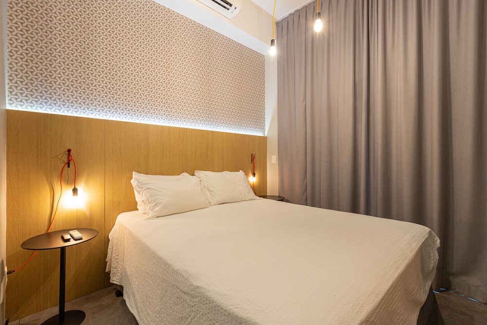 ESD - Studios E-Side By Anora Spaces