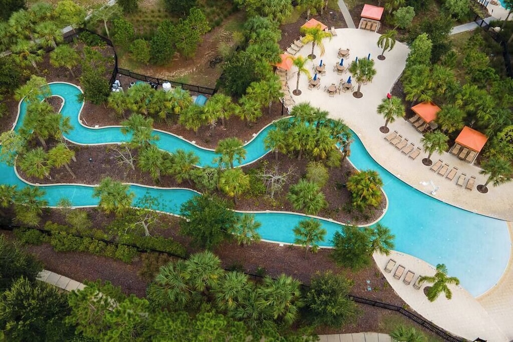 Fabulous 5 BR With Pool Solterra Resort