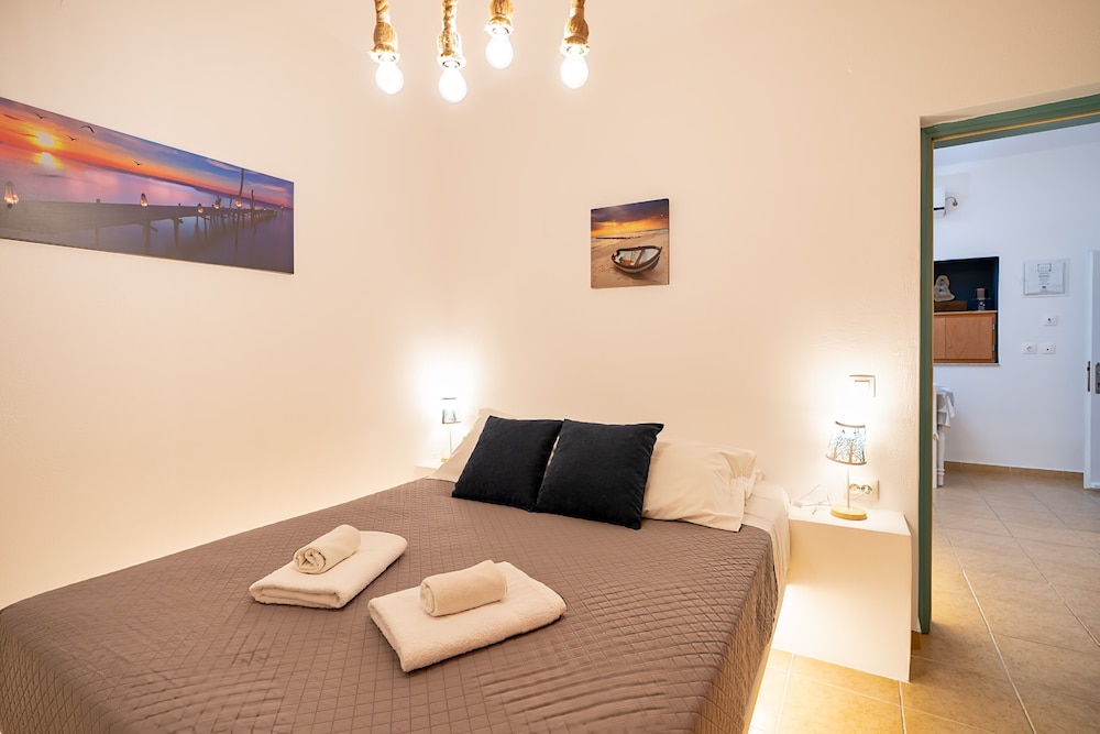 Villa Sertis Santorini view 3