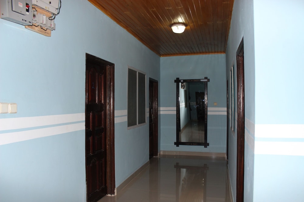 Adinkra Lodge