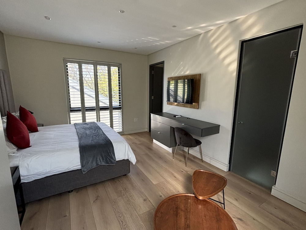 The Wantage Suites