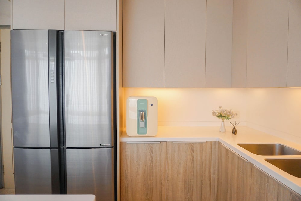 Spacious and Homey 1BR at Talang Betutu Apartment near MRT Station