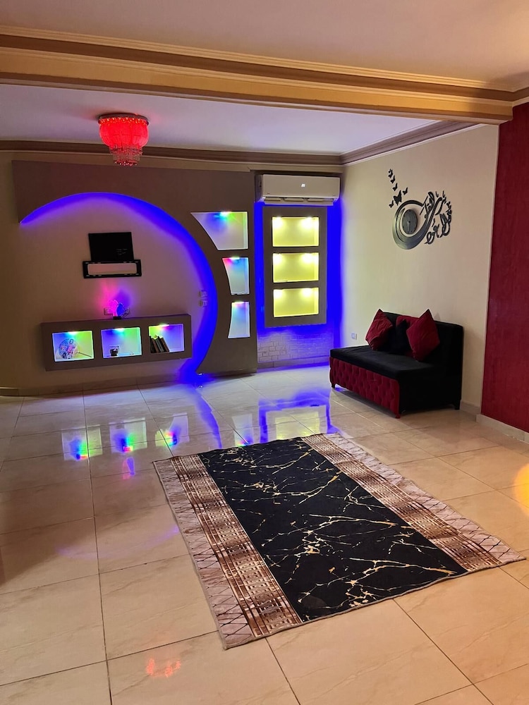 Giza Vacations - Pyramids Terrace Hostel Budget Stay - Property Image 21