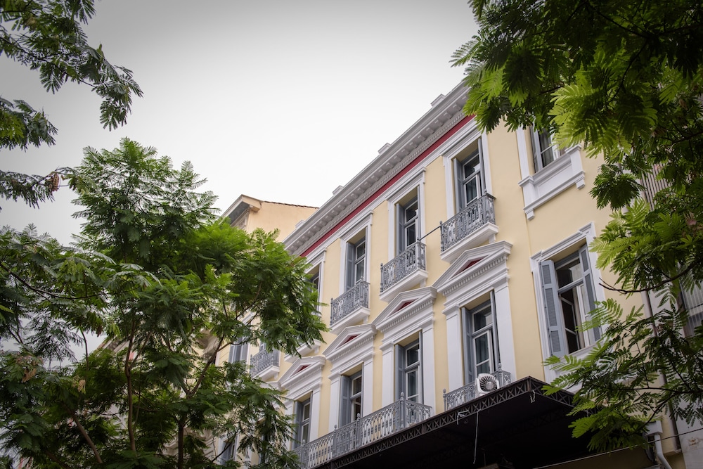 Athinas Street Inn
