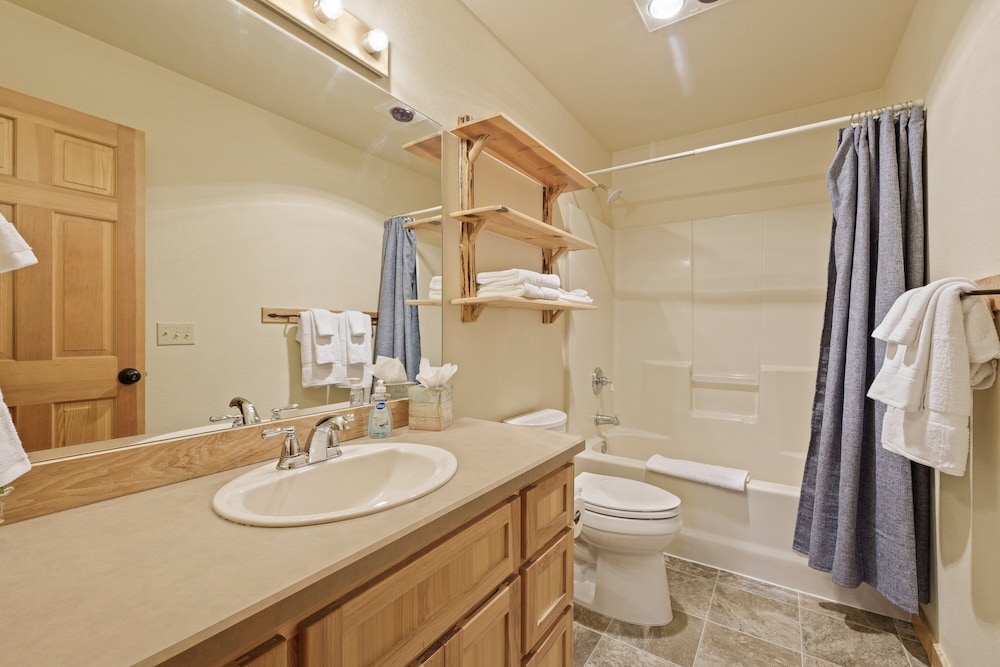 Red Wing Nest 3 Bedroom Home