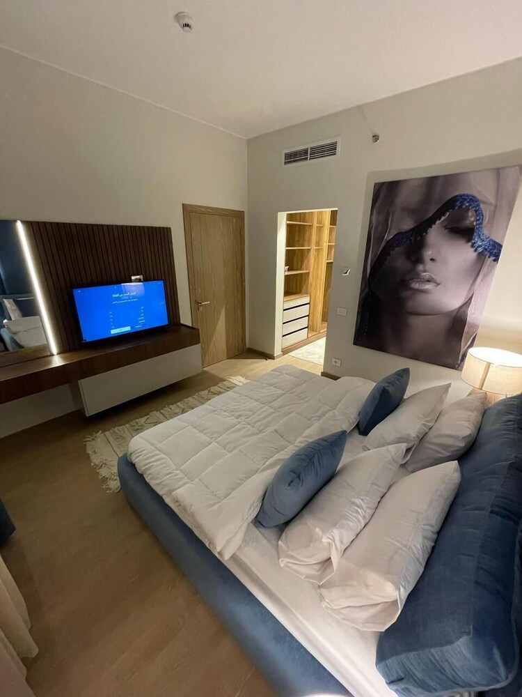 Chic Apartment In Aeon Compound