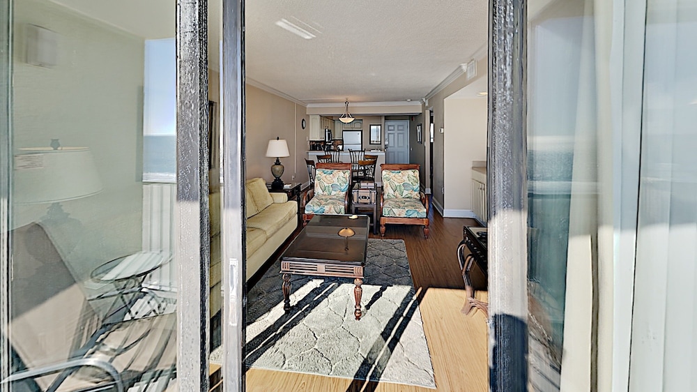 Sands Beach Club 820 2 Bedroom Condo