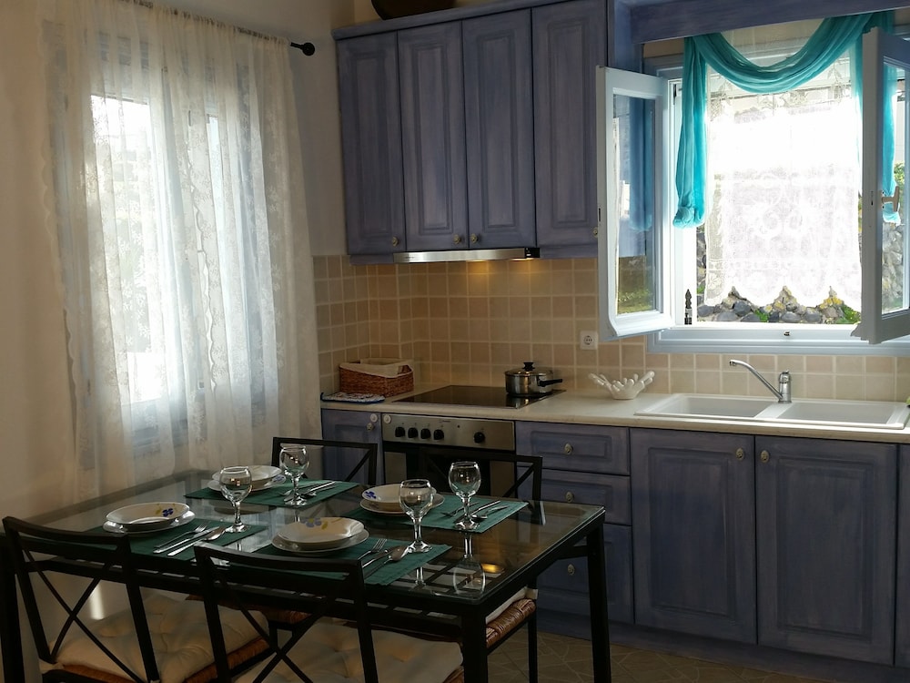 Theros Villa