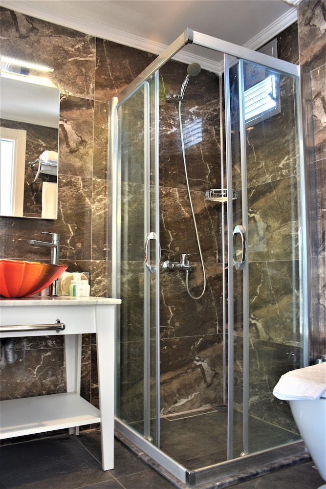 Modern Life Bodrum Otel - Image 70