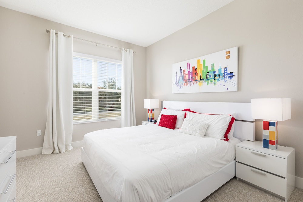 Summerville Vacation Homes by Columbia Management