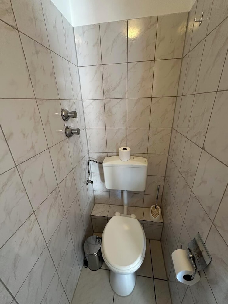 2-Rent Group Hostel Apartments HAN53