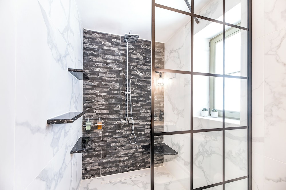 Ifigeneia Luxury Villas
