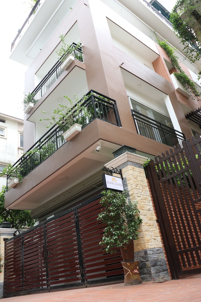 Hanoi Sunflower Westlake Homestay