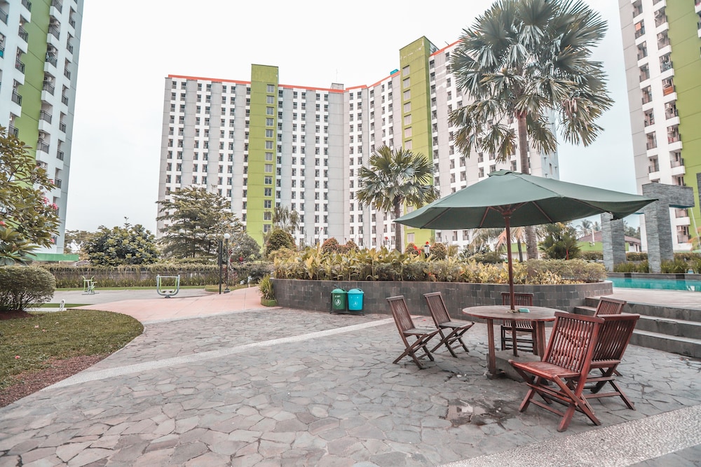 Hotel O Green Lake View Ciputat