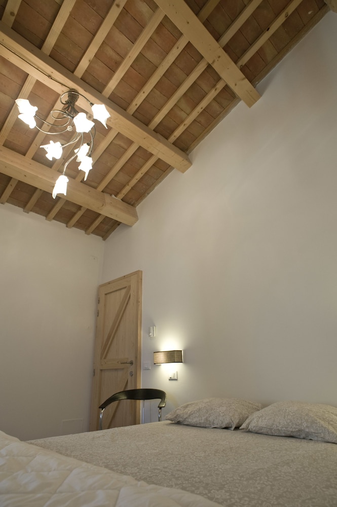 La Vita Nuova photo 2