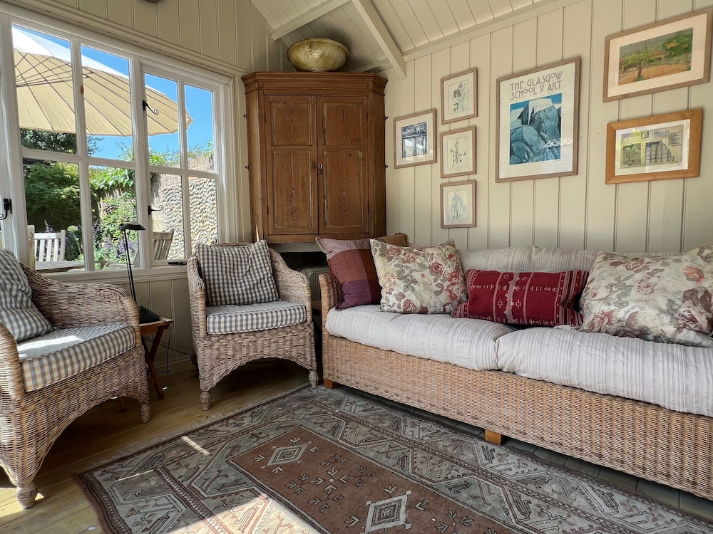 Beta Cottage
