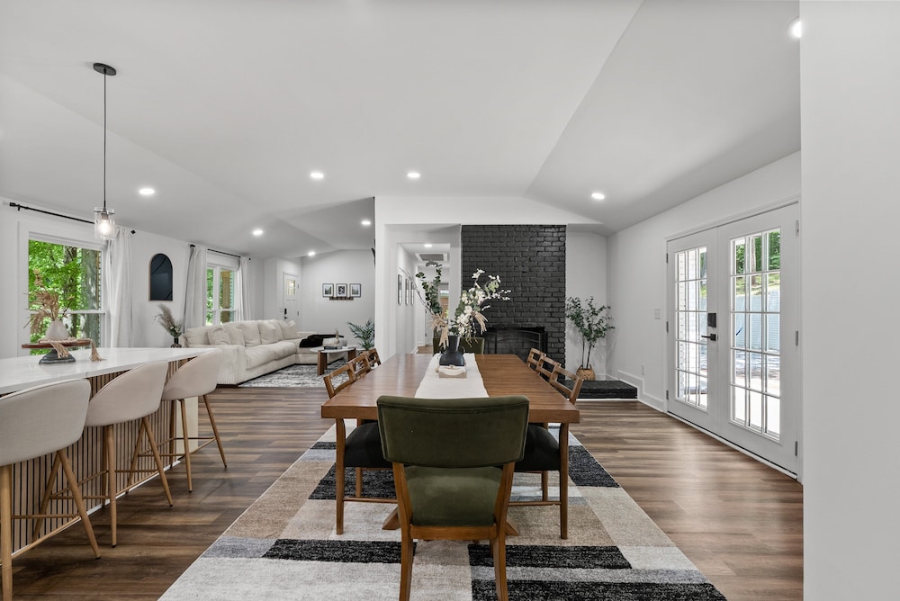 Blackwood Ridge, By Bertin