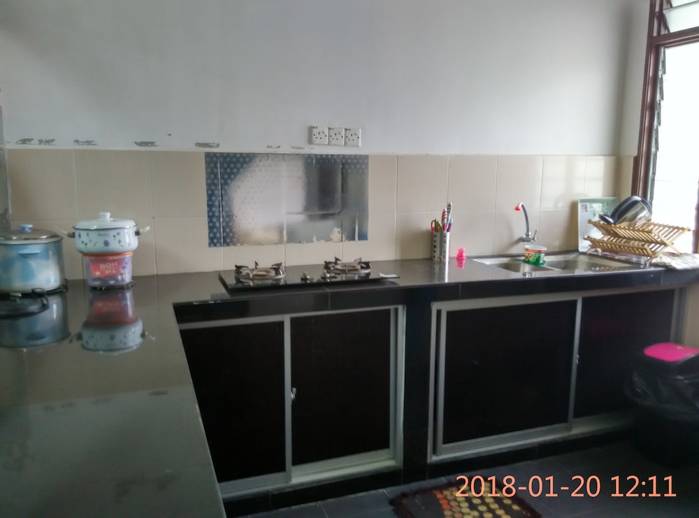 Alya Homestay