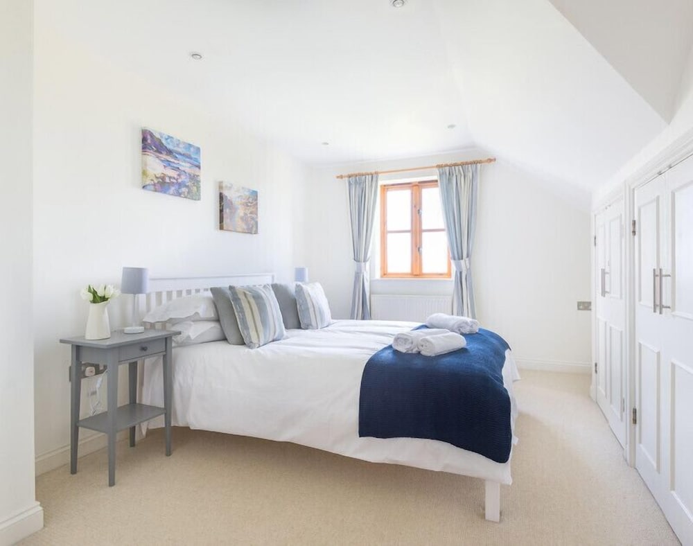 Lundy Cottage