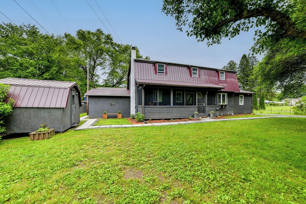 Riverfront Retreat w/ Near Boat Launch in Nineveh!