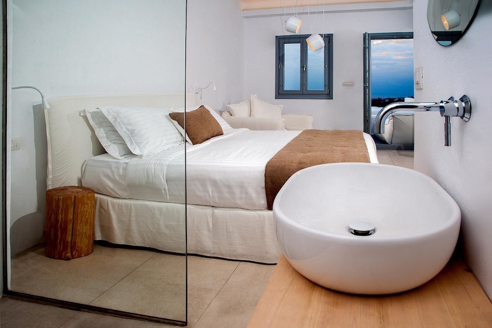 Alunia Incognito Suites - Adults Only