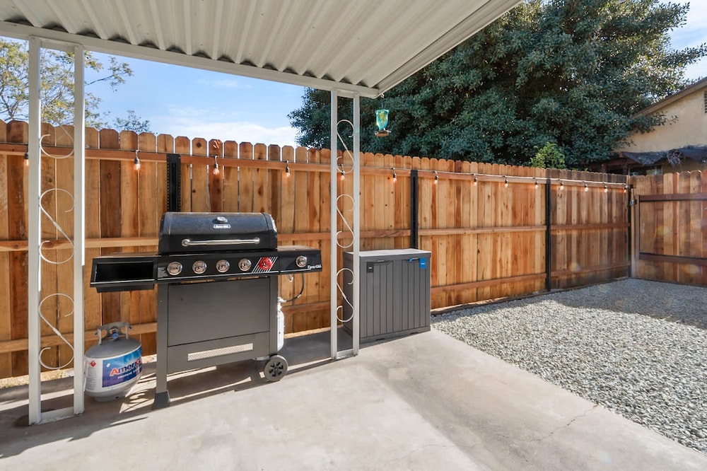 Urban Oasis - Just Remodeled