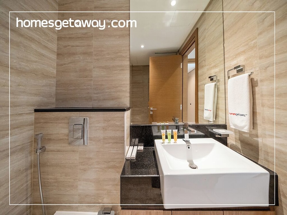 Stylish 2BR Fully Furnished Unit at Business Bay