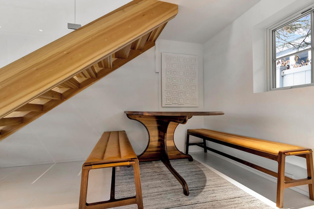 Philadelphia Street 108