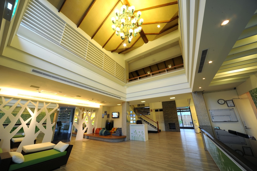 Chat Hot Spring Resort