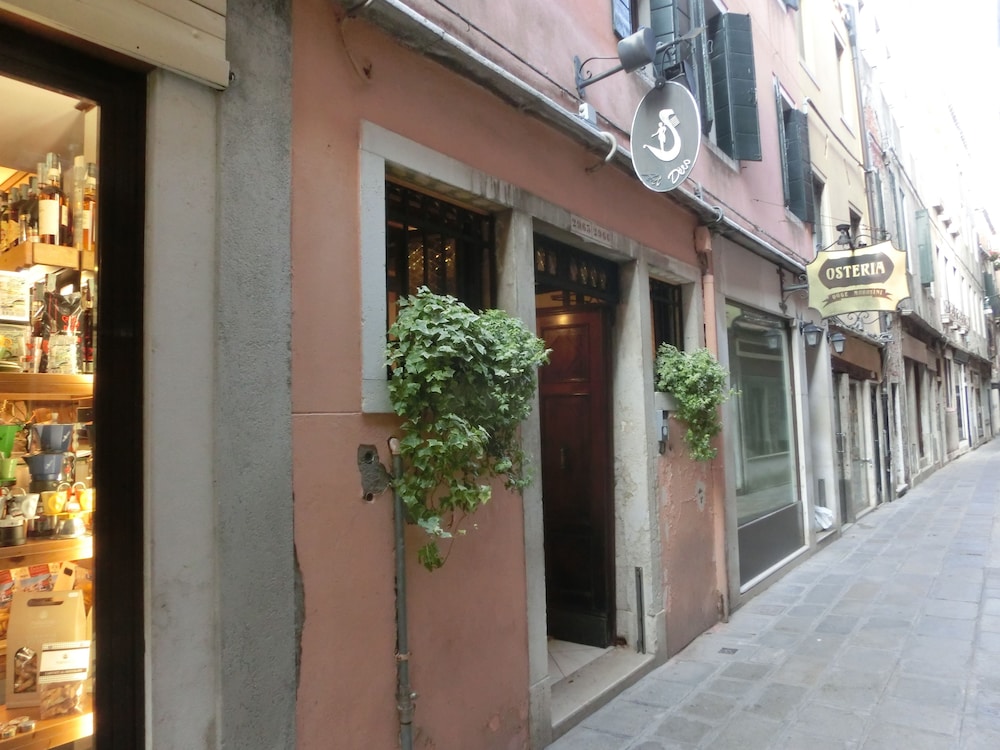 Locanda Art Deco
