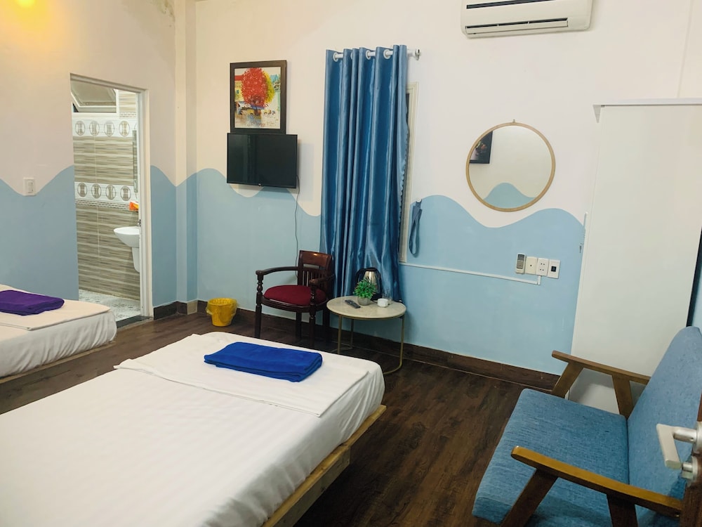 Bunk Beach Hostel