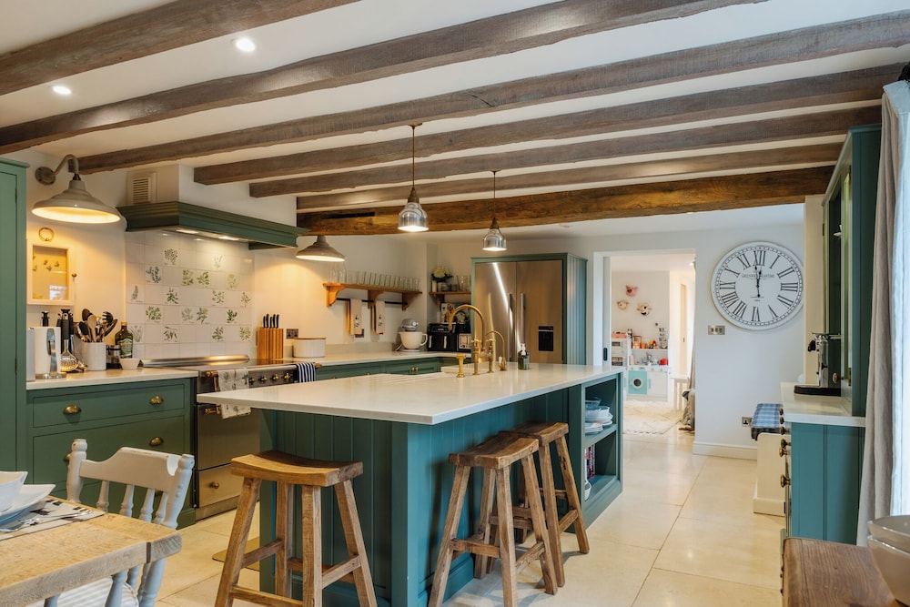 Stunning 6 BB Cottage & Annexe