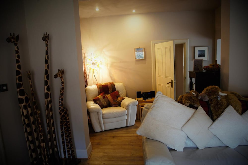 Airlie House Self-Catering