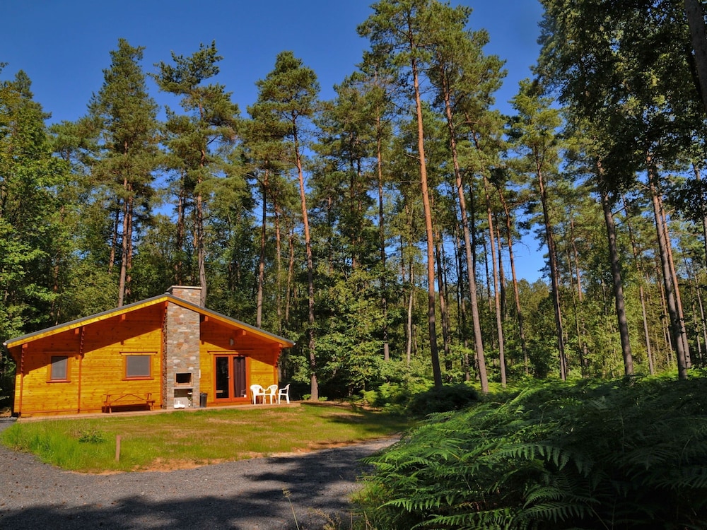 Chalet in Oignies With Wooded Surroundings