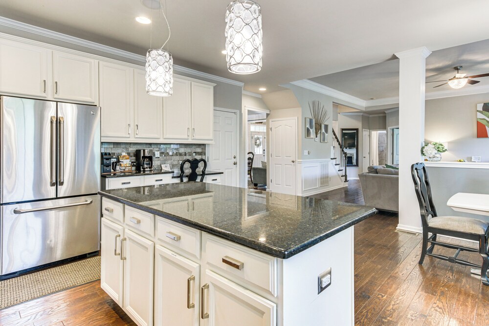 Patio, Deck & Grill: Charlotte Area Group Getaway!
