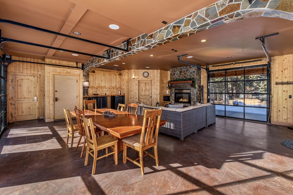 Riverside Loft Suite 1 Bedroom Home